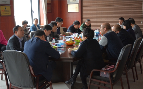 市長(zhǎng)為嵩陽煤機(jī)解決難題